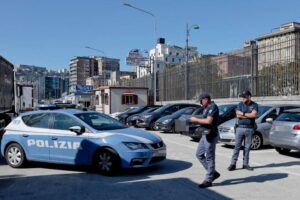 Poliziotta stuprata a napoli